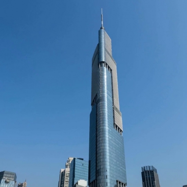 南京紫峰洲際酒店(五星440套）